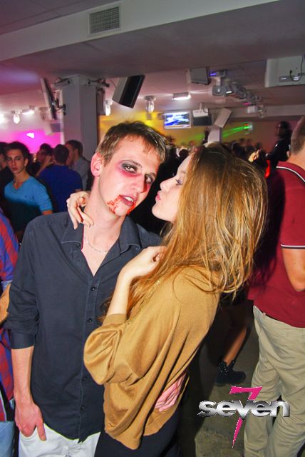 Cliquer pour voir l'image en taille réelle