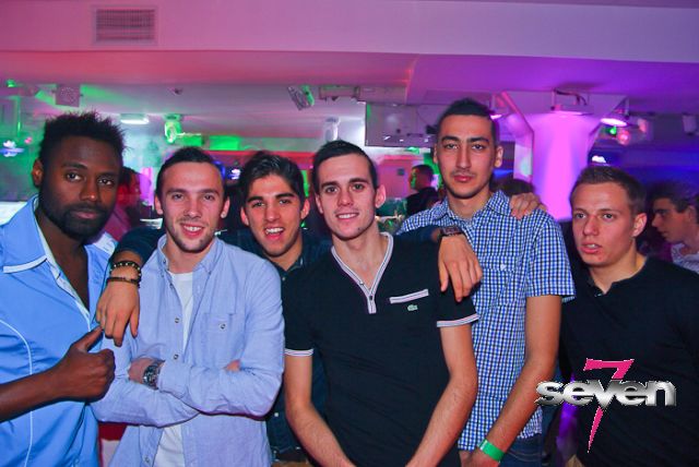 Cliquer pour voir l'image en taille réelle