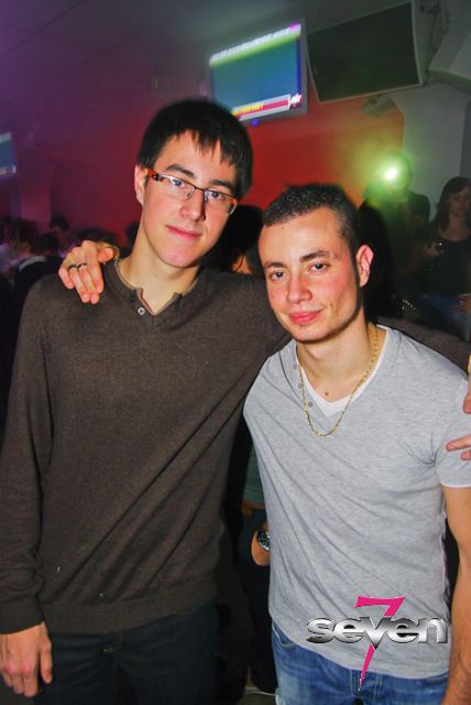 Cliquer pour voir l'image en taille réelle