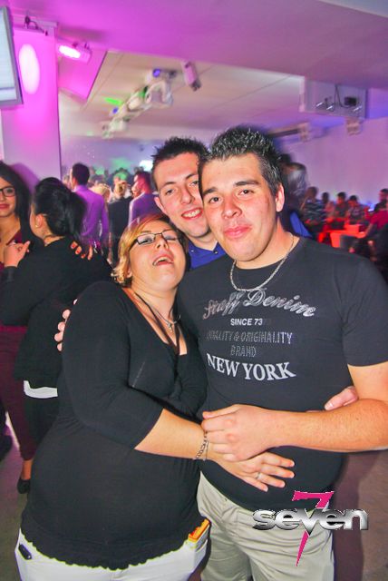 Cliquer pour voir l'image en taille réelle