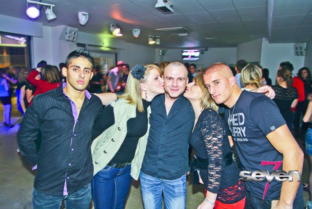 Cliquer pour voir l'image en taille réelle