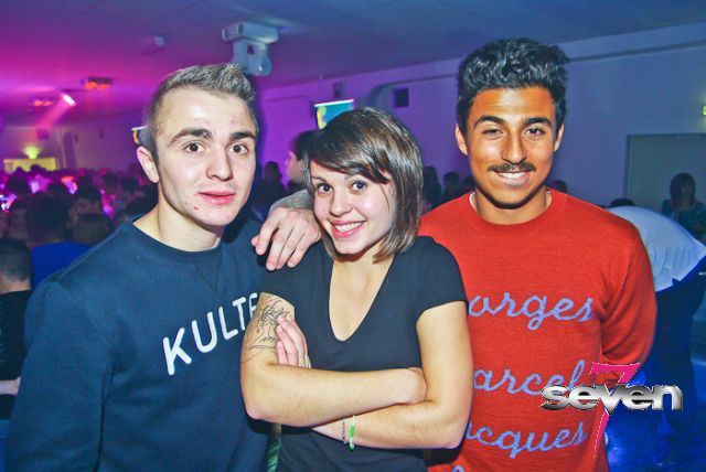 Cliquer pour voir l'image en taille réelle