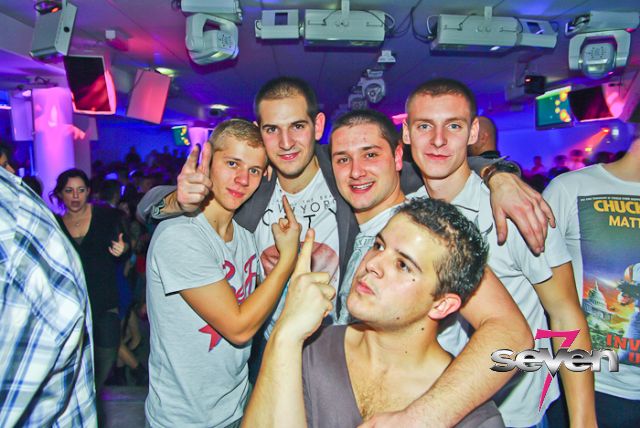 Cliquer pour voir l'image en taille réelle