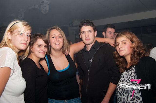 Cliquer pour voir l'image en taille réelle