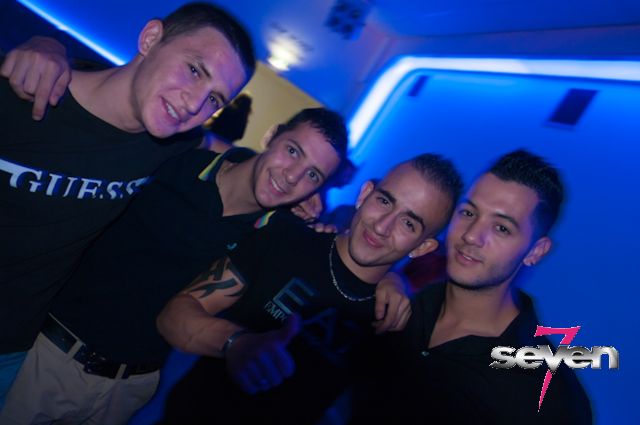 Cliquer pour voir l'image en taille réelle