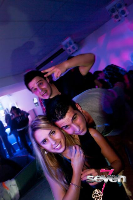 Cliquer pour voir l'image en taille réelle