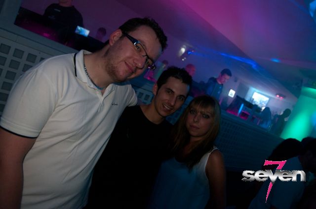 Cliquer pour voir l'image en taille réelle