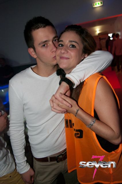 Cliquer pour voir l'image en taille réelle