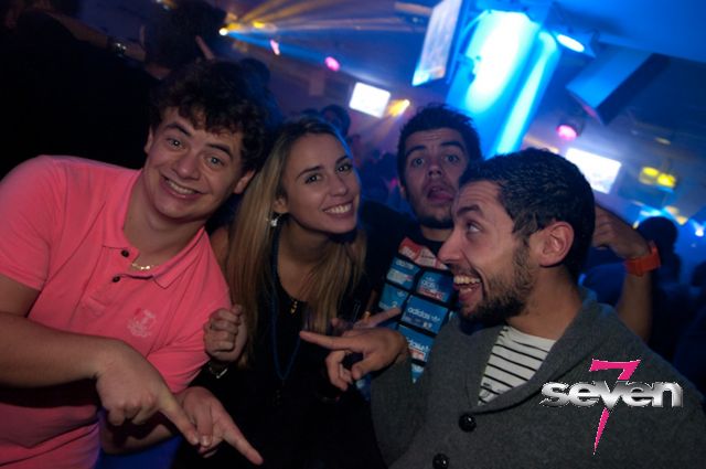 Cliquer pour voir l'image en taille réelle