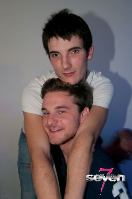 Cliquer pour voir l'image en taille réelle