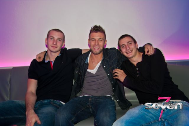 Cliquer pour voir l'image en taille réelle