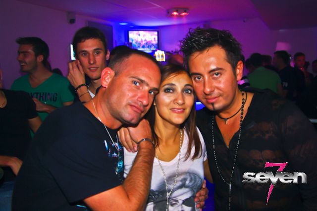 Cliquer pour voir l'image en taille réelle