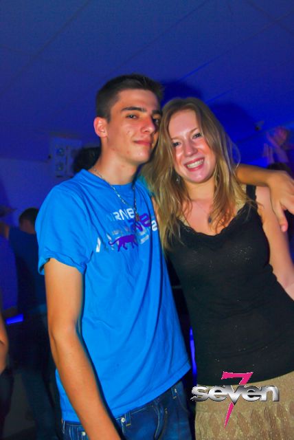 Cliquer pour voir l'image en taille réelle