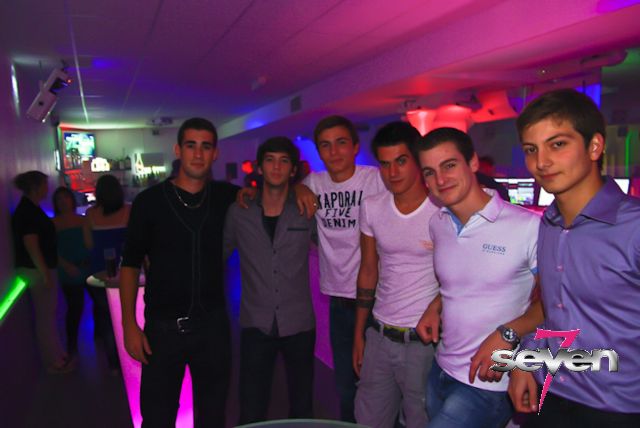 Cliquer pour voir l'image en taille réelle