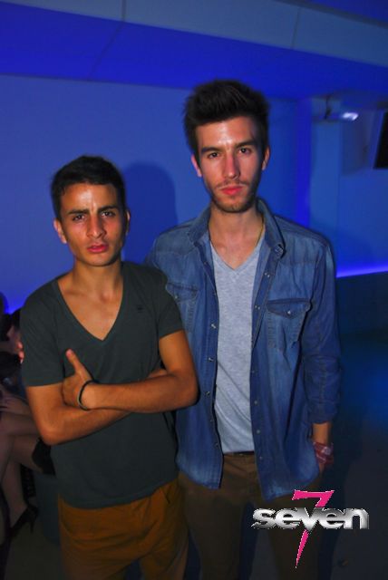 Cliquer pour voir l'image en taille réelle