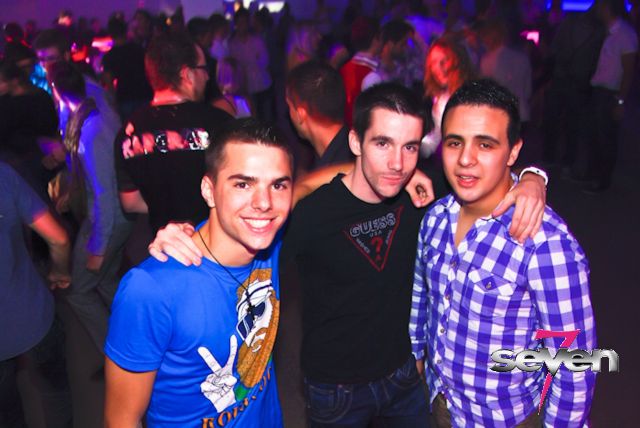 Cliquer pour voir l'image en taille réelle