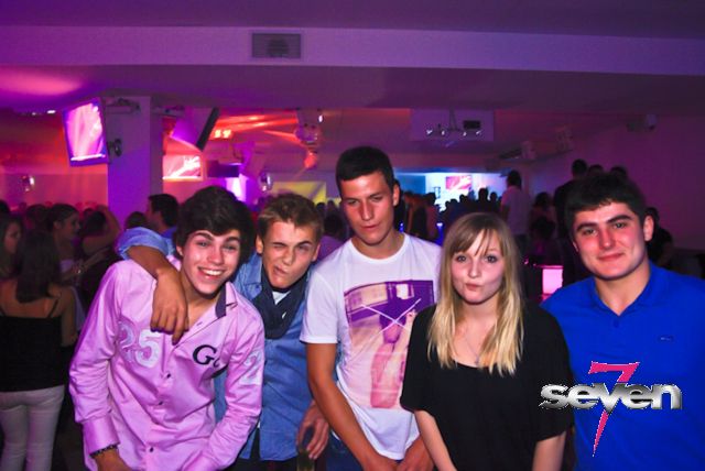 Cliquer pour voir l'image en taille réelle