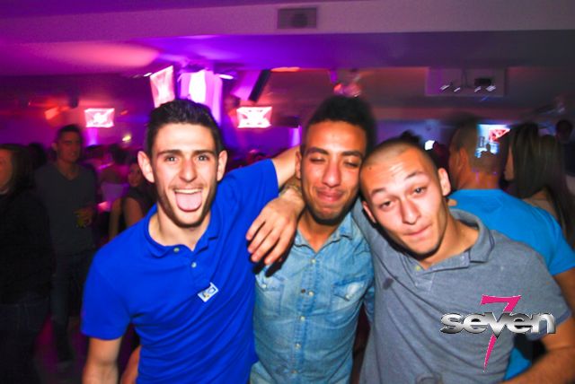 Cliquer pour voir l'image en taille réelle