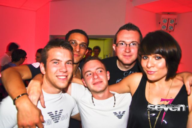 Cliquer pour voir l'image en taille réelle