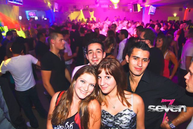 Cliquer pour voir l'image en taille réelle