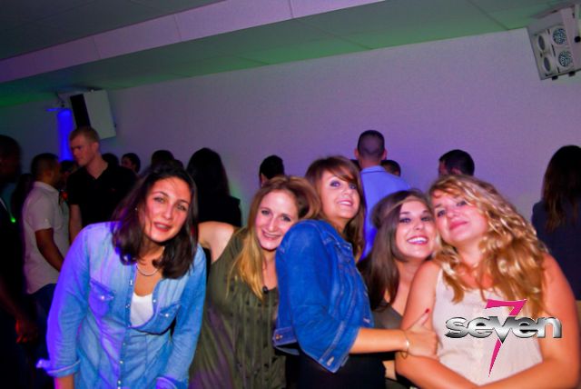 Cliquer pour voir l'image en taille réelle