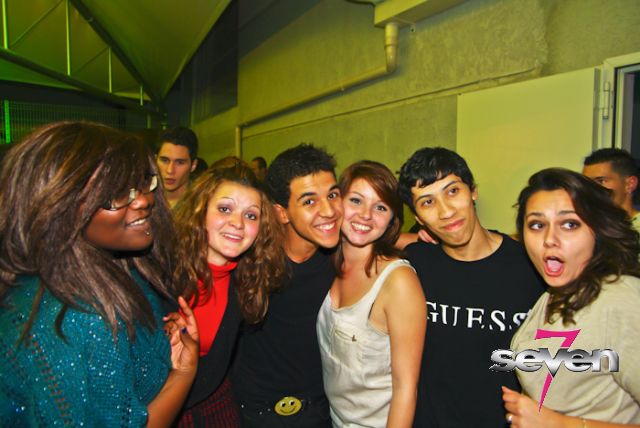 Cliquer pour voir l'image en taille réelle