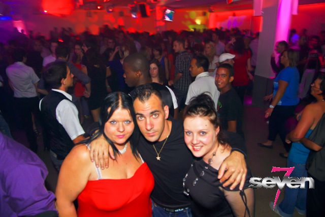 Cliquer pour voir l'image en taille réelle