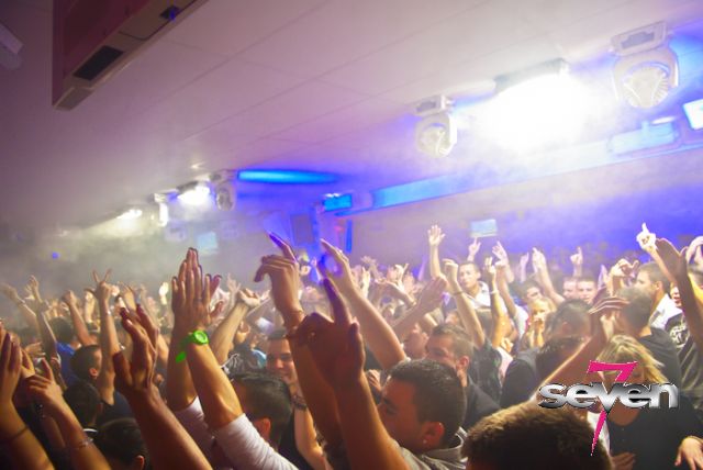 Cliquer pour voir l'image en taille réelle