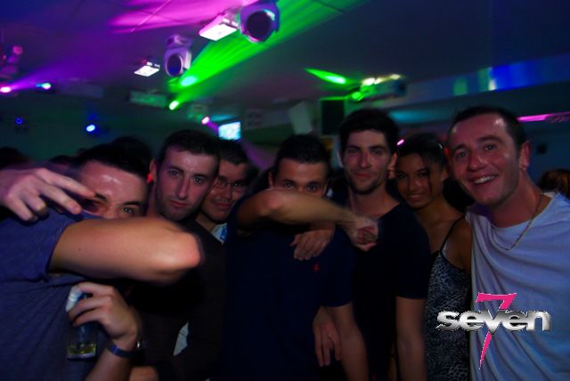 Cliquer pour voir l'image en taille réelle