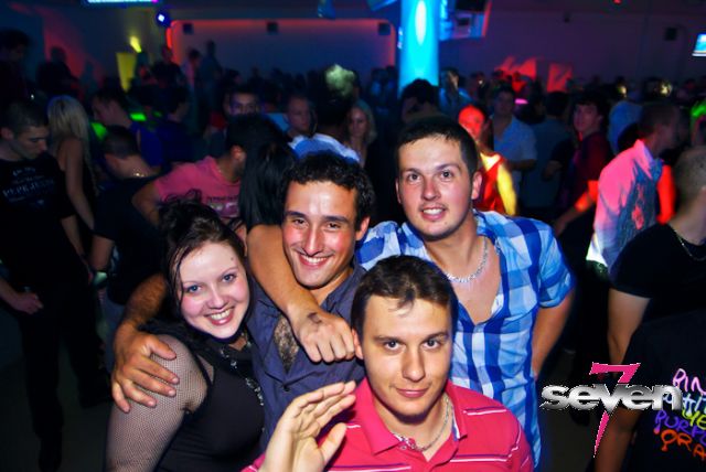 Cliquer pour voir l'image en taille réelle