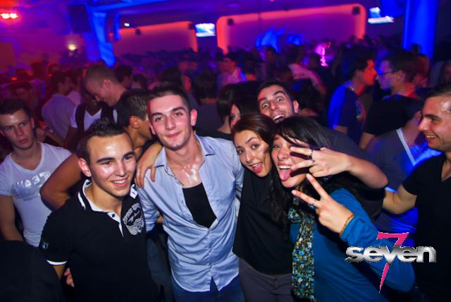 Cliquer pour voir l'image en taille réelle