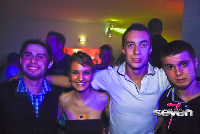 Cliquer pour voir l'image en taille réelle