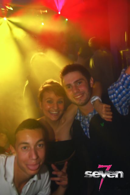 Cliquer pour voir l'image en taille réelle