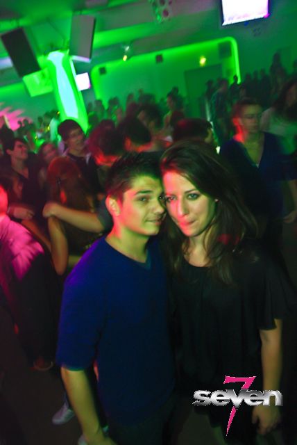 Cliquer pour voir l'image en taille réelle