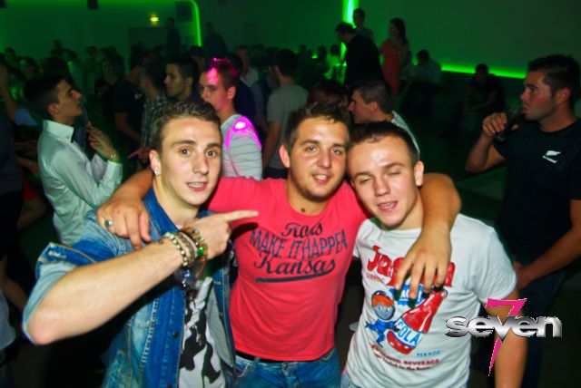 Cliquer pour voir l'image en taille réelle