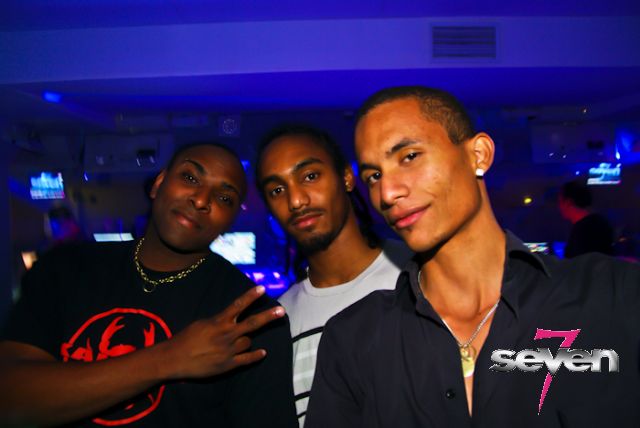 Cliquer pour voir l'image en taille réelle