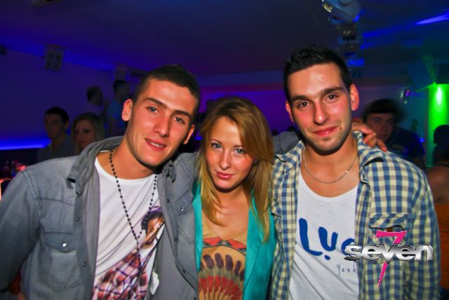 Cliquer pour voir l'image en taille réelle