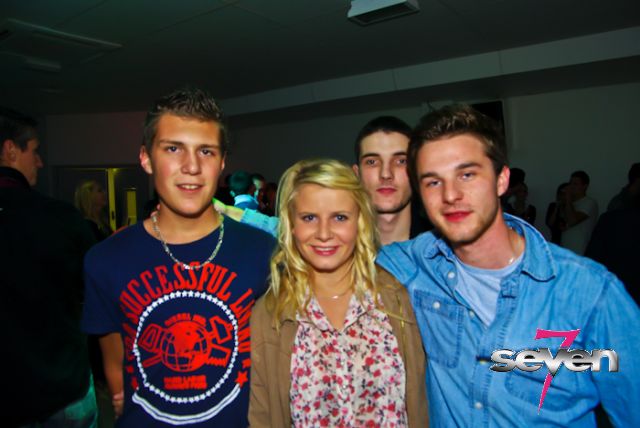 Cliquer pour voir l'image en taille réelle