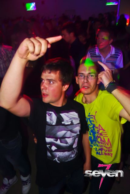 Cliquer pour voir l'image en taille réelle