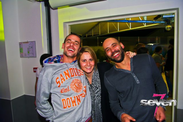 Cliquer pour voir l'image en taille réelle