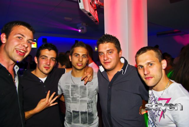 Cliquer pour voir l'image en taille réelle