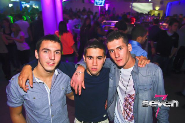 Cliquer pour voir l'image en taille réelle