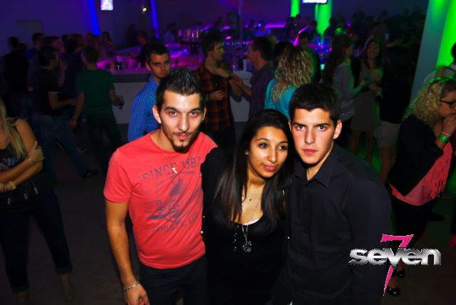 Cliquer pour voir l'image en taille réelle