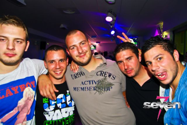 Cliquer pour voir l'image en taille réelle