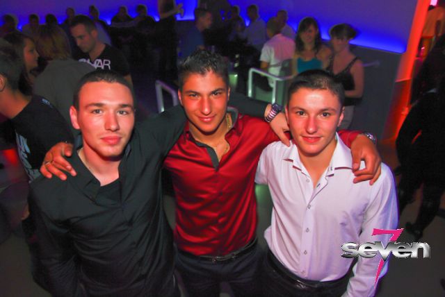 Cliquer pour voir l'image en taille réelle