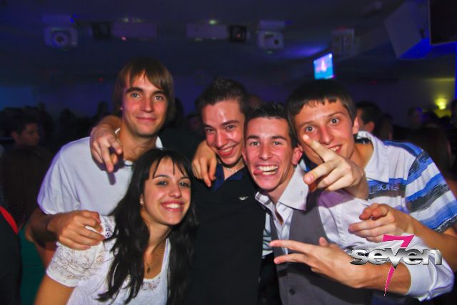 Cliquer pour voir l'image en taille réelle