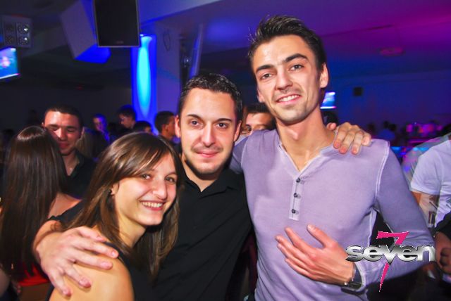 Cliquer pour voir l'image en taille réelle