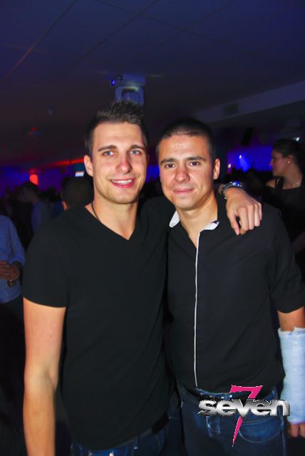 Cliquer pour voir l'image en taille réelle