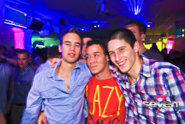 Cliquer pour voir l'image en taille réelle