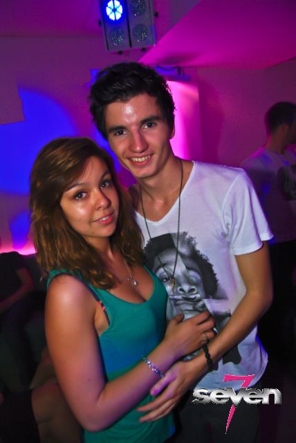 Cliquer pour voir l'image en taille réelle